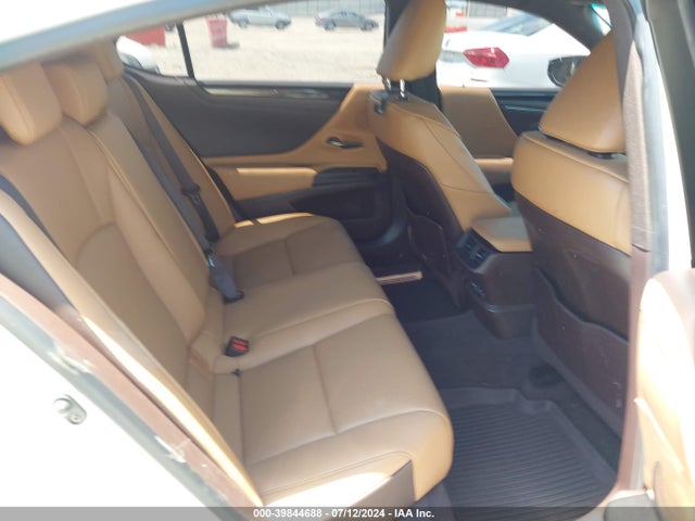 58ACZ1B18MU089799 Lexus ES 350