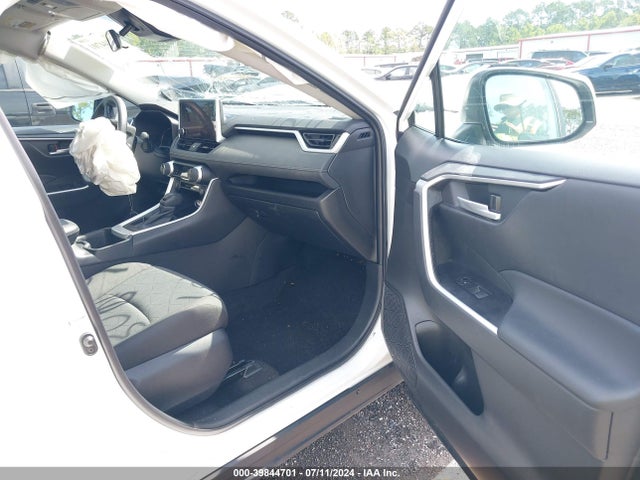 Toyota Rav4 Xle 2024 2T3W1RFV3RW308190 Image 5