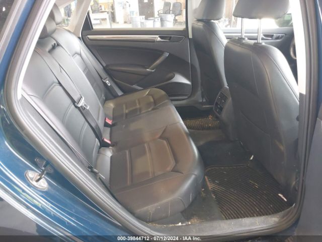 1VWBA7A30JC005171 Volkswagen Passat 2.0t Se