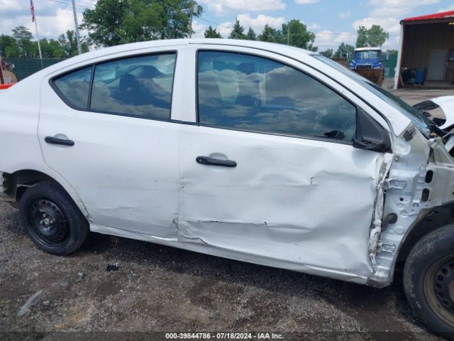 3N1CN7AP9HL900092 Nissan Versa 1.6 S+