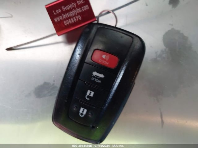 4T1T11AK9PU745568 Toyota CAMRY SE
