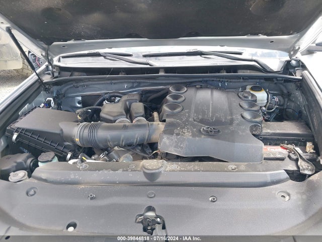 Toyota 4RUNNER SR5 2016 JTEBU5JR0G5342631 Image 10