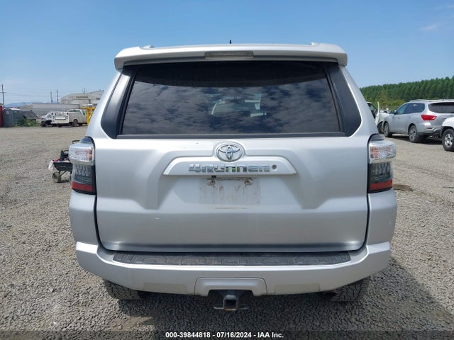Toyota 4RUNNER SR5 2016 JTEBU5JR0G5342631 Image 17
