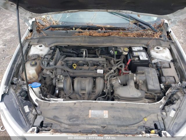 3FA6P0H74FR173025 Ford FUSION SE