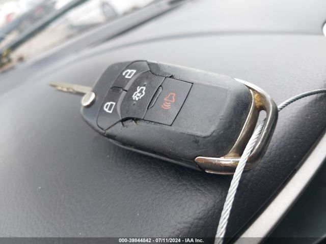 3FA6P0H74FR173025 Ford FUSION SE