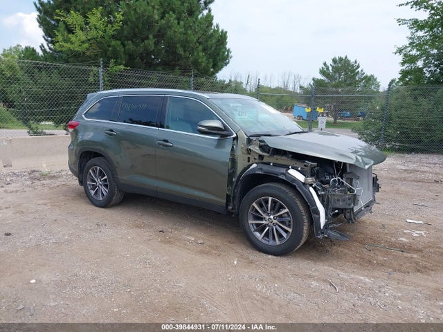 2019 5TDJZRFH0KS701522 main image