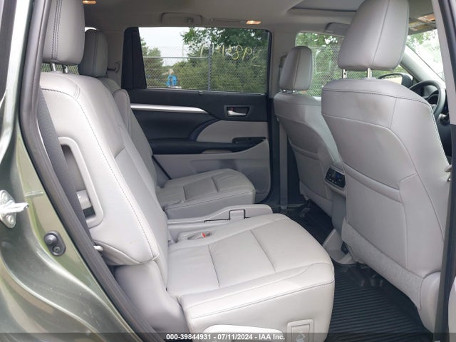 Toyota Highlander Xle 2019 5TDJZRFH0KS701522 Image 8