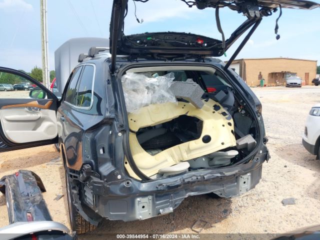 YV4102CK2N1827266 Volvo Xc90 T5 Momentum 7 Passenger