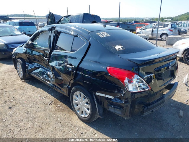 Nissan Versa 1.6 S+ 2018 3N1CN7AP2JL853073 Image 3