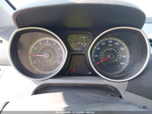 KMHDH4AE3FU248672 Hyundai ELANTRA SE