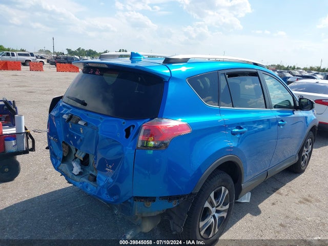 Toyota RAV4 LE 2018 2T3BFREV9JW829985 Image 4