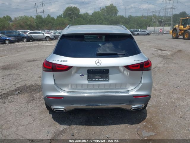 W1N4N4HB8MJ151774 Mercedes-Benz Gla 250 4matic