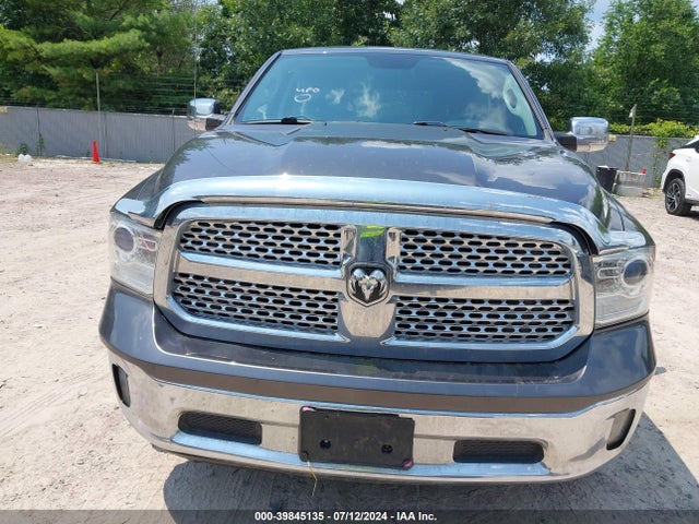 1C6RR7NT3HS745471 RAM 1500 Laramie  4x4 5'7 Box