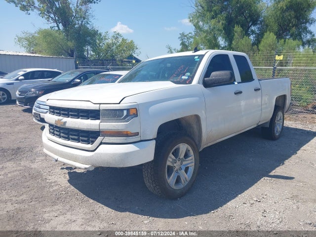 Chevrolet Silverado 1500 Custom 2018 1GCVKPEH4JZ296001 Image 2