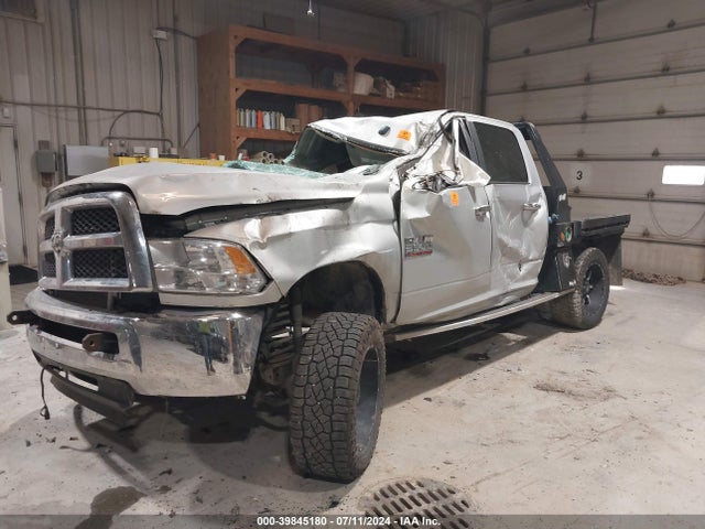 RAM 2500 Slt  4x4 6'4 Box 2017 3C6UR5DL9HG725037 Image 2