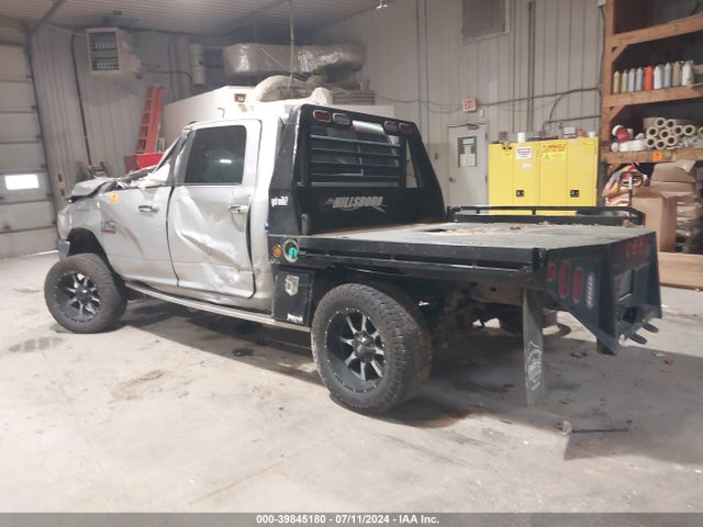 RAM 2500 Slt  4x4 6'4 Box 2017 3C6UR5DL9HG725037 Image 3