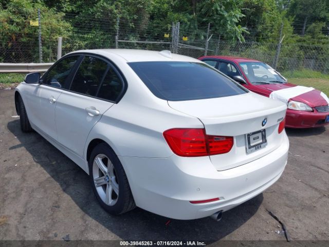 WBA3B1C54FP831566 BMW 320i