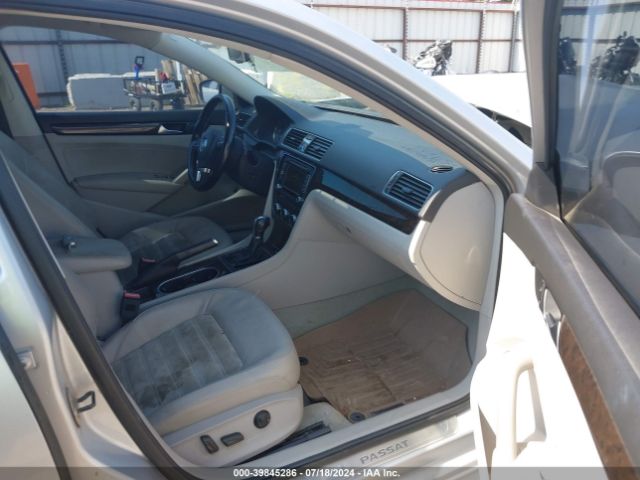 1VWCN7A35EC116958 Volkswagen Passat 2.0l Tdi Sel Premium