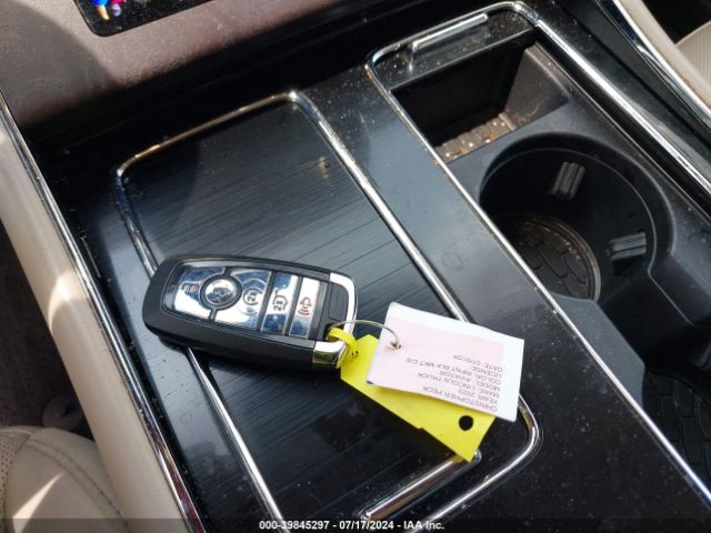 5LM5J7XC3PGL04428 Lincoln Aviator Reserve