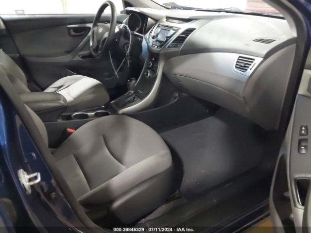 5NPDH4AE9GH653905 Hyundai ELANTRA SE