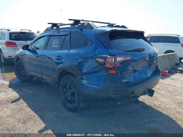 4S4BTGUD7R3237842 Subaru Outback Wilderness