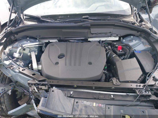 YV4L12RK0R1784484 Volvo Xc60 B5 Core Dark Theme