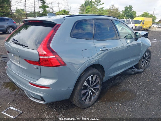 YV4L12RK0R1784484 Volvo Xc60 B5 Core Dark Theme