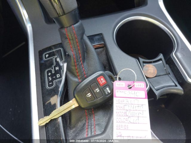 4T1BF1FK4HU667501 Toyota CAMRY SE