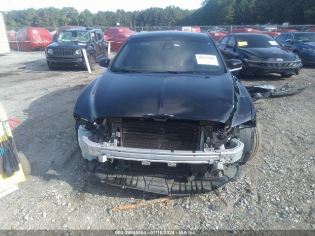 1LN6L9PK9K5602975 Lincoln Continental Standard