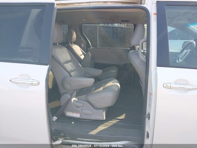Toyota Sienna Xle 7 Passenger 2015 5TDDK3DC6FS109358 Image 8