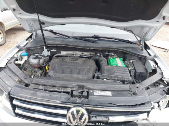 3VV2B7AX1JM001357 Volkswagen Tiguan