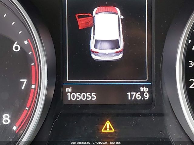 3VV2B7AX1JM001357 Volkswagen Tiguan