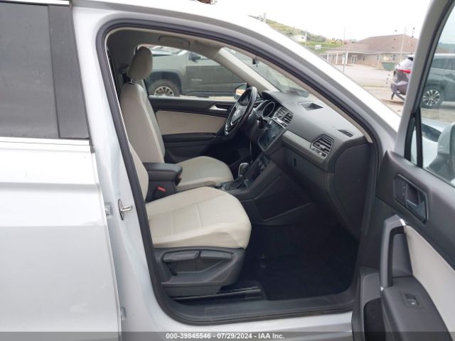 3VV2B7AX1JM001357 Volkswagen Tiguan