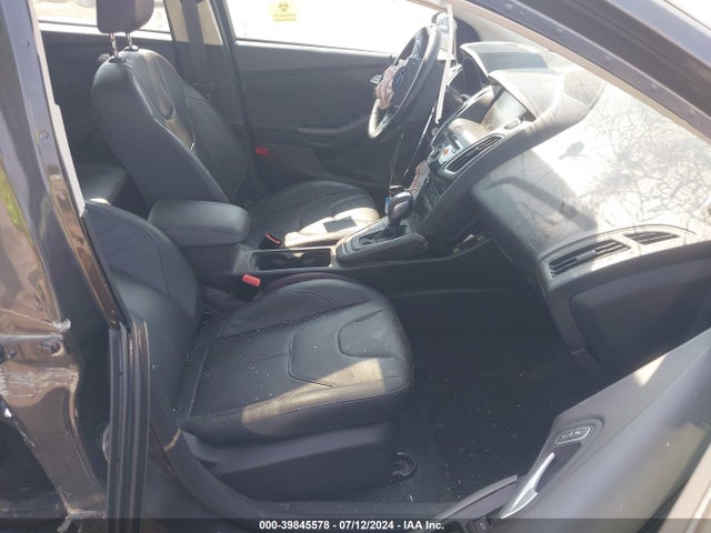 Ford FOCUS SE 2015 1FADP3K21FL322642 Image 5
