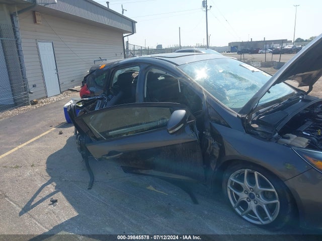 Ford FOCUS SE 2015 1FADP3K21FL322642 Image 6