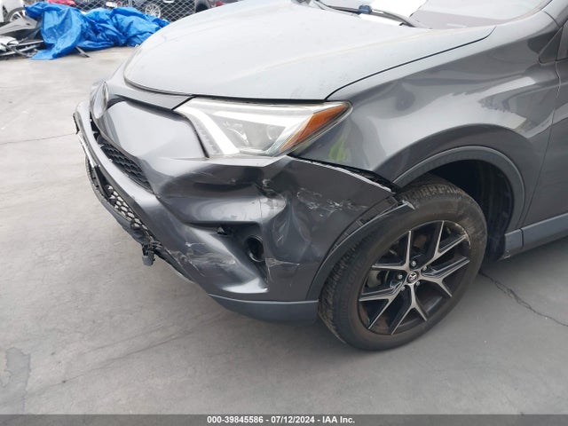 Toyota RAV4 SE 2017 JTMNFREV4HD102001 Image 6