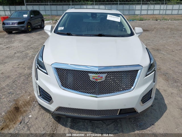 1GYKNFRS2JZ213914 Cadillac Xt5 Premium Luxury