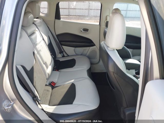 3C4NJCBB7JT494347 Jeep Compass Sun And Wheel Fwd