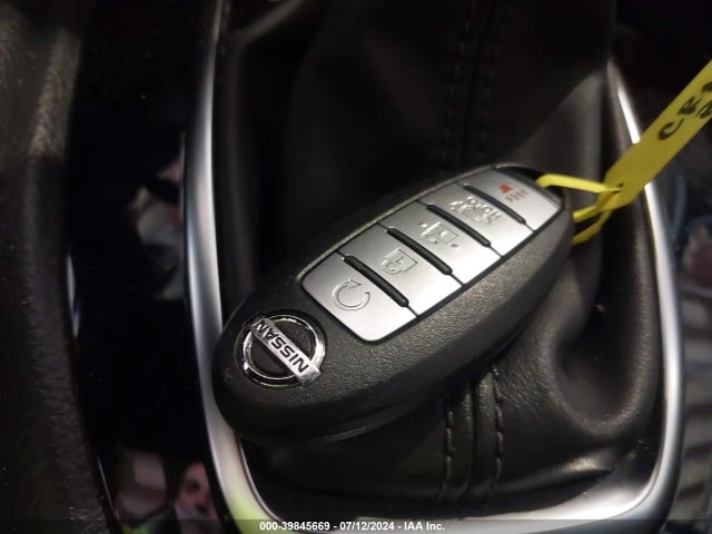 Nissan ROGUE SV 2018 5N1AT2MV7JC848739 Image 11
