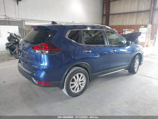 Nissan ROGUE SV 2018 5N1AT2MV7JC848739 Image 4