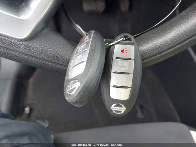 3N1CN8EV0ML884731 Nissan Versa Sv Xtronic Cvt