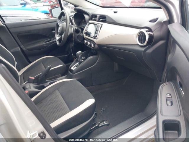 3N1CN8EV0ML884731 Nissan Versa Sv Xtronic Cvt