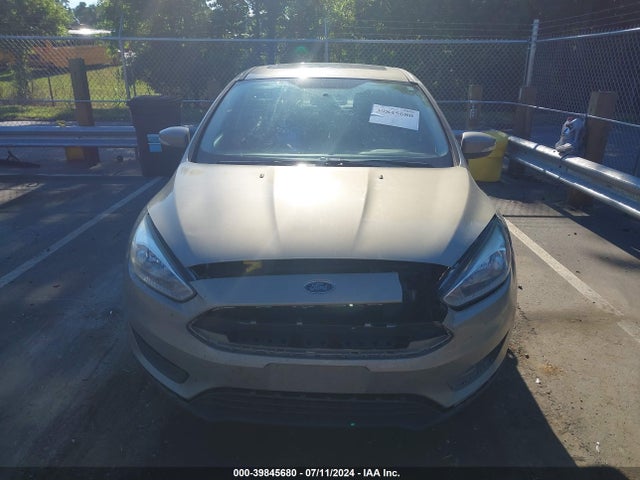 Ford FOCUS SE 2016 1FADP3F27GL318185 Image 12