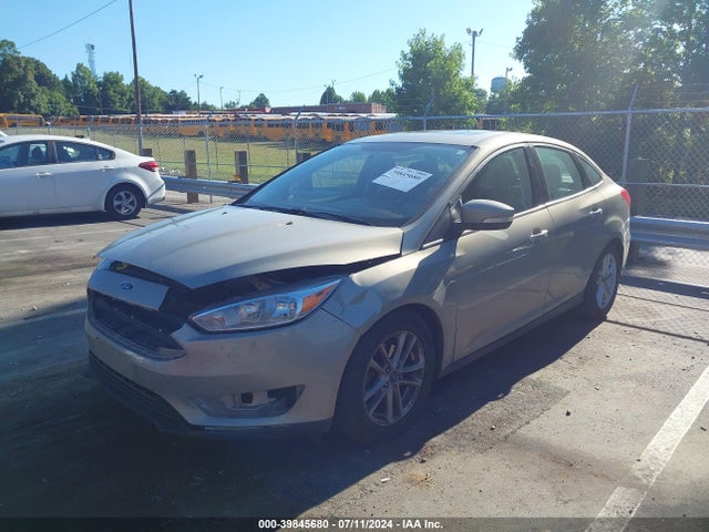 Ford FOCUS SE 2016 1FADP3F27GL318185 Image 2