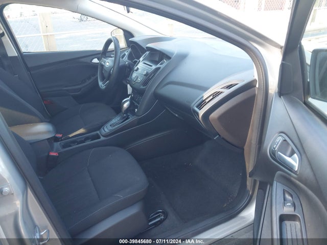 Ford FOCUS SE 2016 1FADP3F27GL318185 Image 5