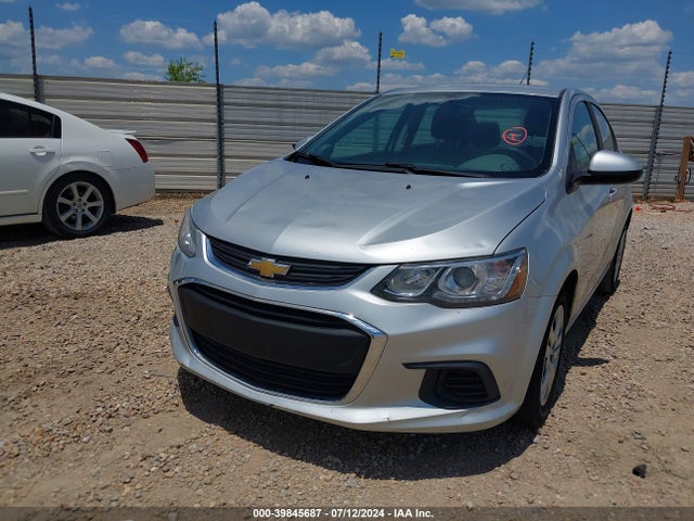 Chevrolet Sonic Ls Auto 2017 1G1JB5SH1H4165776 Image 2
