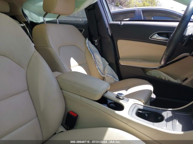 WDCTG4GB4LU028902 Mercedes-Benz Gla 250 4matic