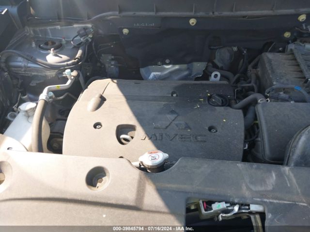 JA4AP3AW4HZ030463 Mitsubishi Outlander Sport 2.4 Se
