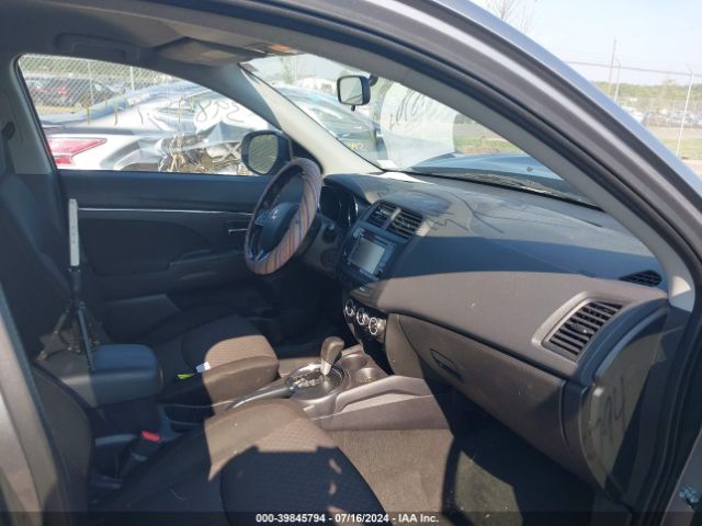 JA4AP3AW4HZ030463 Mitsubishi Outlander Sport 2.4 Se