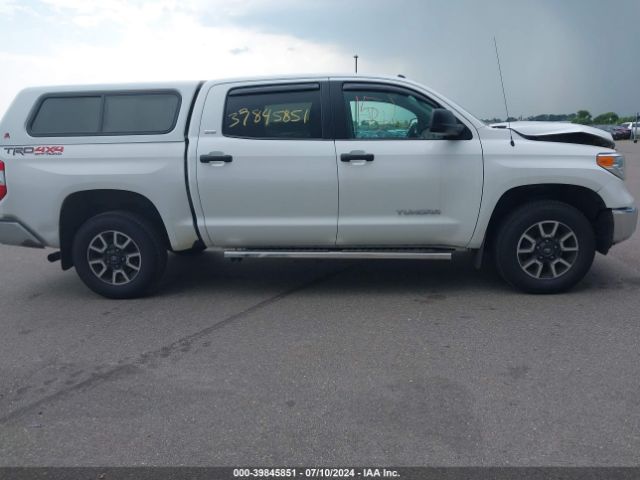 5TFDM5F16EX050645 Toyota Tundra Sr5 4.6l V8